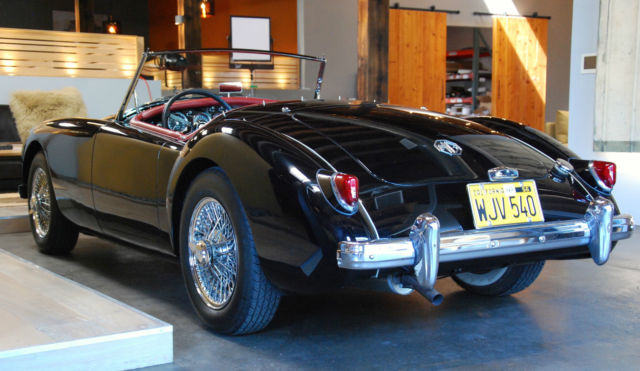 1959 MG MGA Superbly Restored! - photo 3