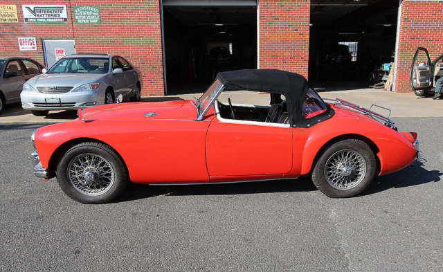 1959 MG MGA CONVERTIBLE - photo 4