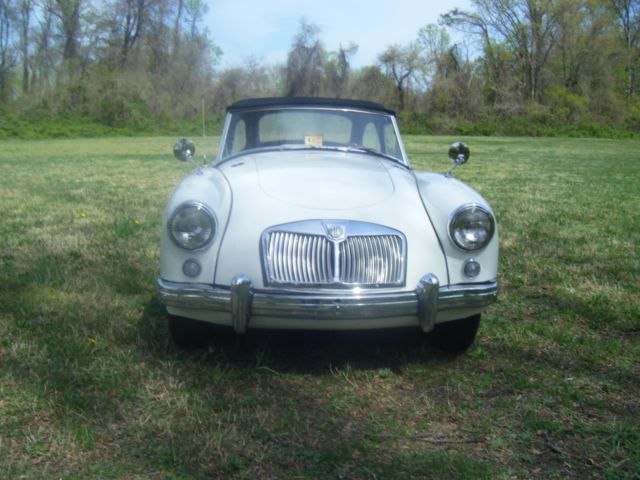 1959 MG MGA Roadster - photo 2