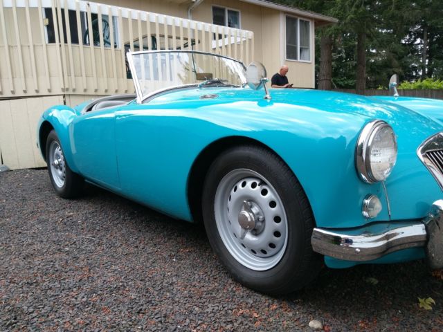 1959 MGA Twin Cam Roadster (NR) 1959 MG MGA Twin Cam with Unique Factory Features