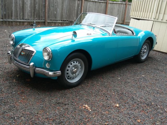 1959 MG MGA Twin Cam with Unique Factory Features - photo 6