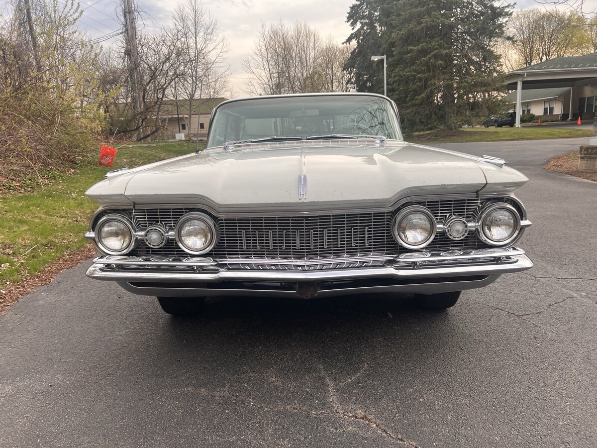 1959 Oldsmobile 88 Hardtop - photo 2