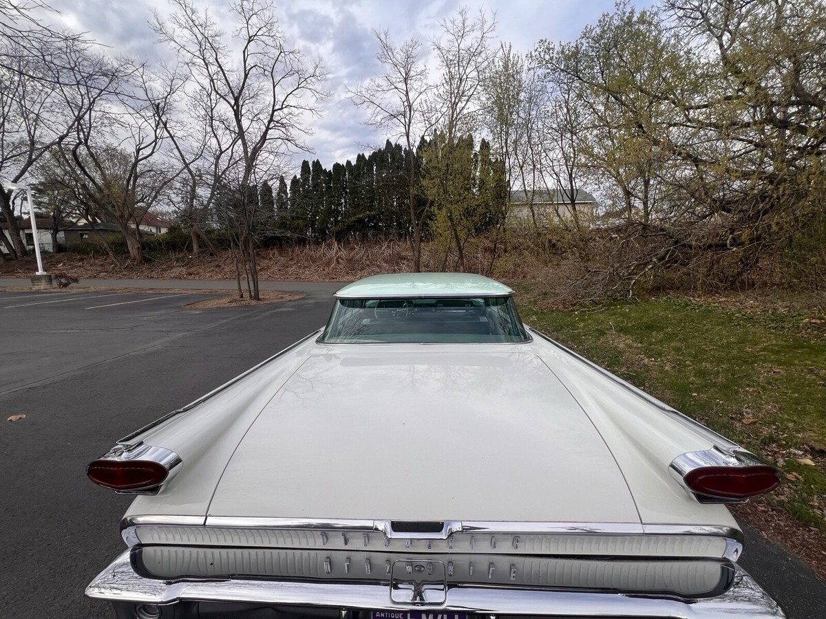 1959 Oldsmobile 88 Hardtop - photo 9
