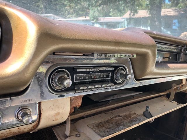 1959 Oldsmobile Ninety-Eight 4 Door Sedan - photo 9