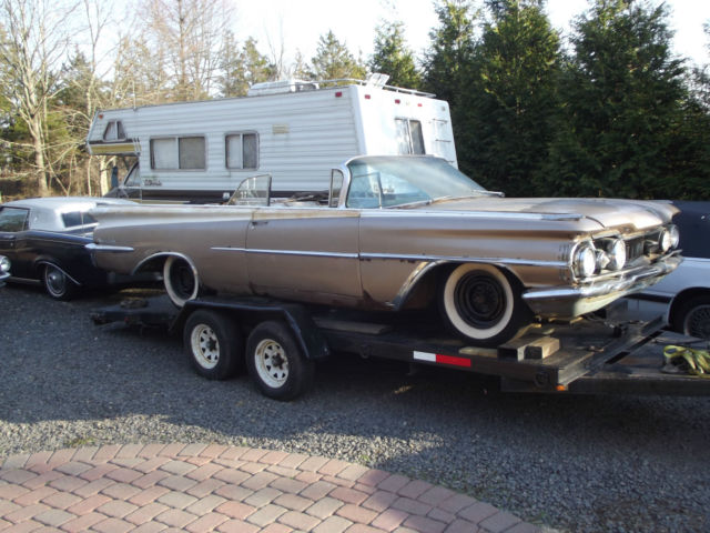 1959 Oldsmobile 98 Convertible Barn Find, rare same body, 1959 Cadillac no fins 1959 Oldsmobile Ninety-Eight Ninety Eight top of the line