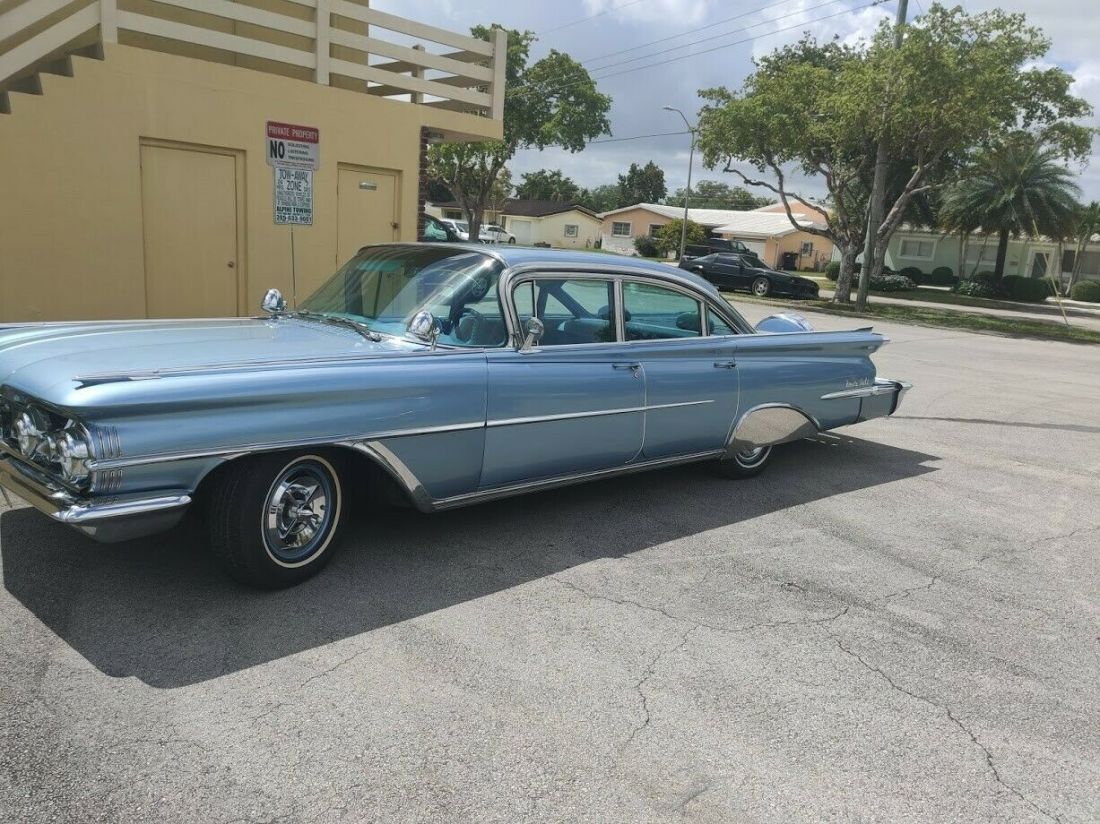 1959 Oldsmobile Ninety-Eight - photo 2