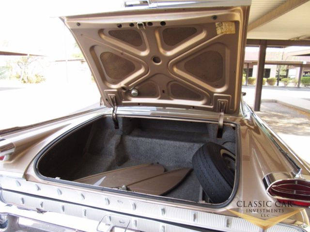 1959 Oldsmobile Ninety-Eight 4dr Flat Top - photo 7