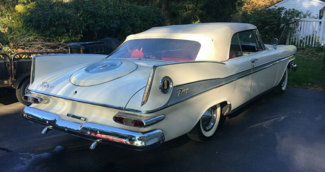 1959 Plymouth Sport Fury - photo 4