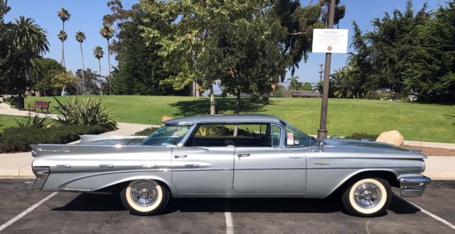 1959 Pontiac Bonneville - photo 2