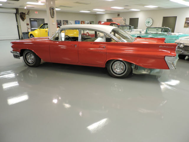 1959 Pontiac Catalina 4 door - photo 6