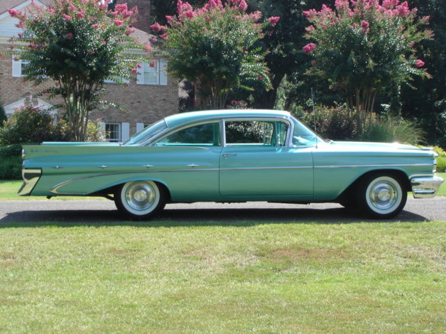 1959 Pontiac 2 door post Star Chief - photo 11