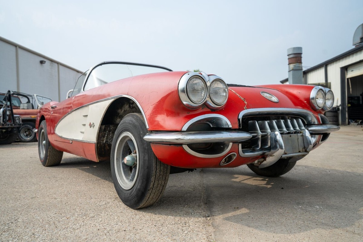 1959 Chevrolet Corvette Convertible - SCROLL DOWN FOR ENTIRE PHOTO GALLERY - photo 13