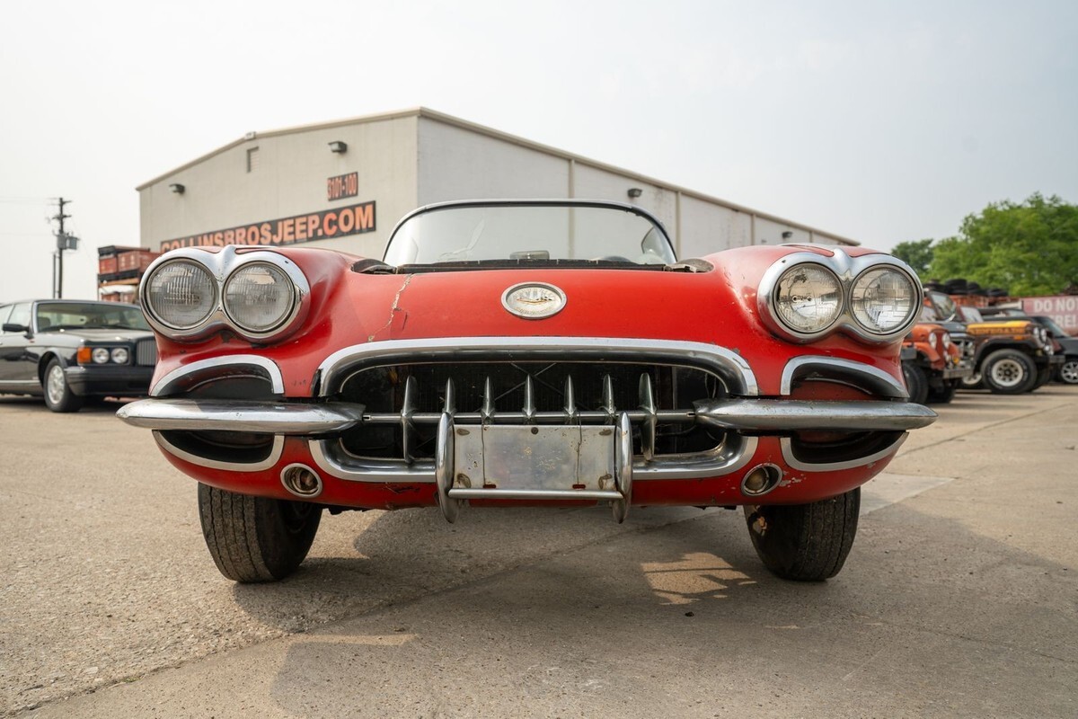 1959 Chevrolet Corvette Convertible - SCROLL DOWN FOR ENTIRE PHOTO GALLERY - photo 3
