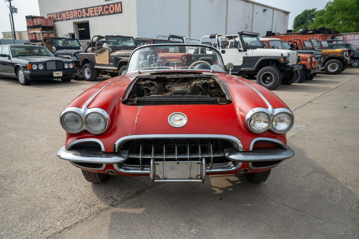 1959 Chevrolet Corvette Convertible - SCROLL DOWN FOR ENTIRE PHOTO GALLERY - photo 4