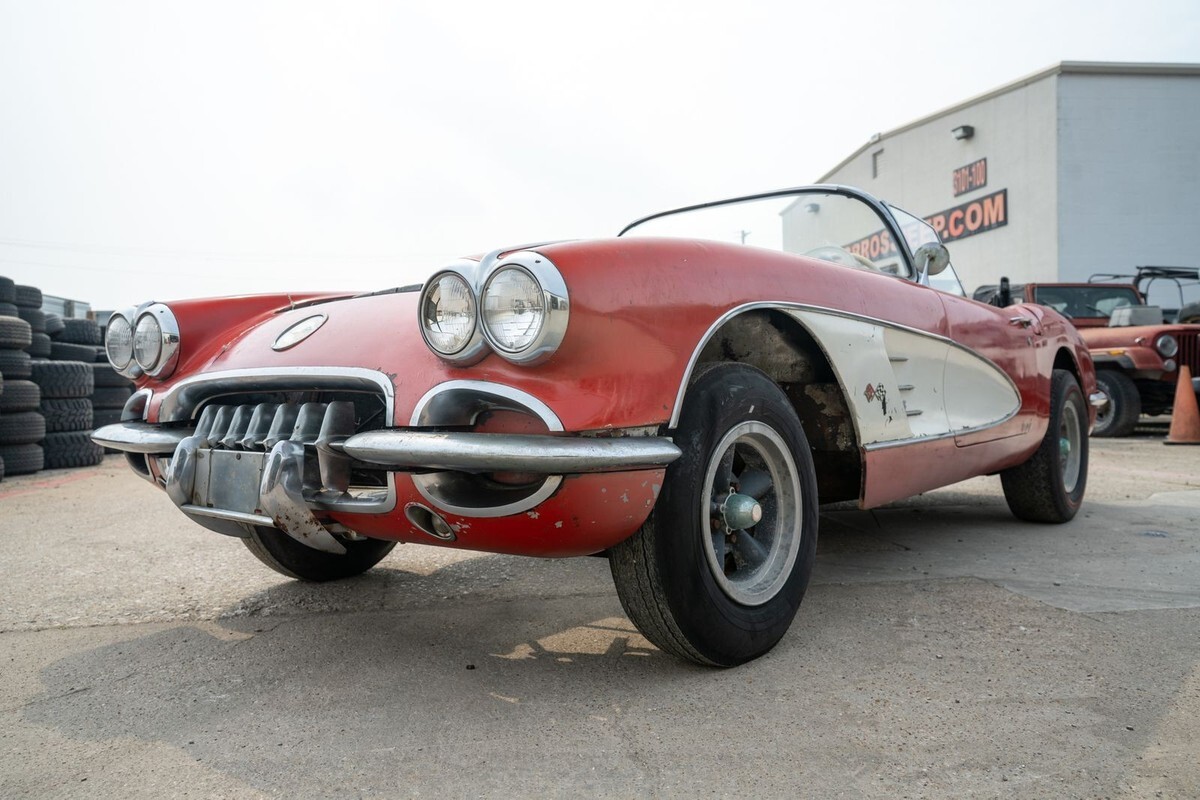 1959 Chevrolet Corvette Convertible - SCROLL DOWN FOR ENTIRE PHOTO GALLERY - photo 5