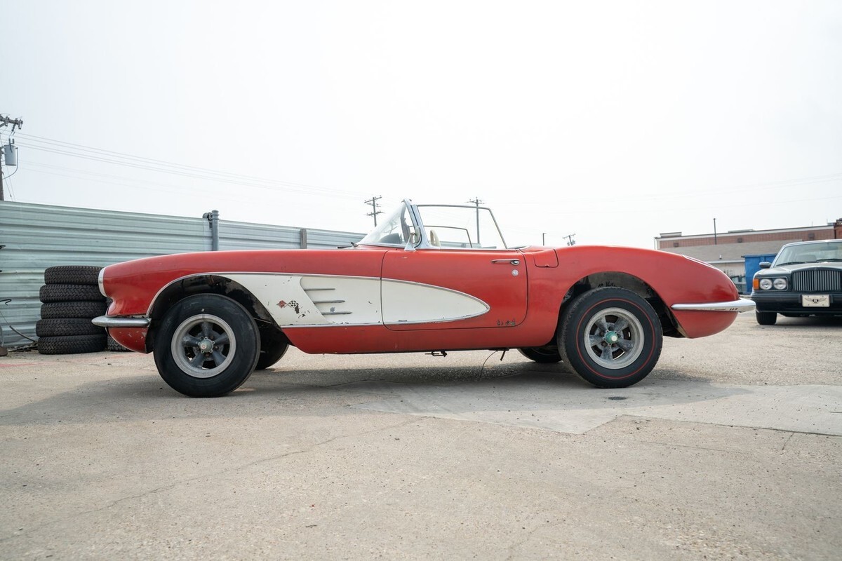 1959 Chevrolet Corvette Convertible - SCROLL DOWN FOR ENTIRE PHOTO GALLERY - photo 7