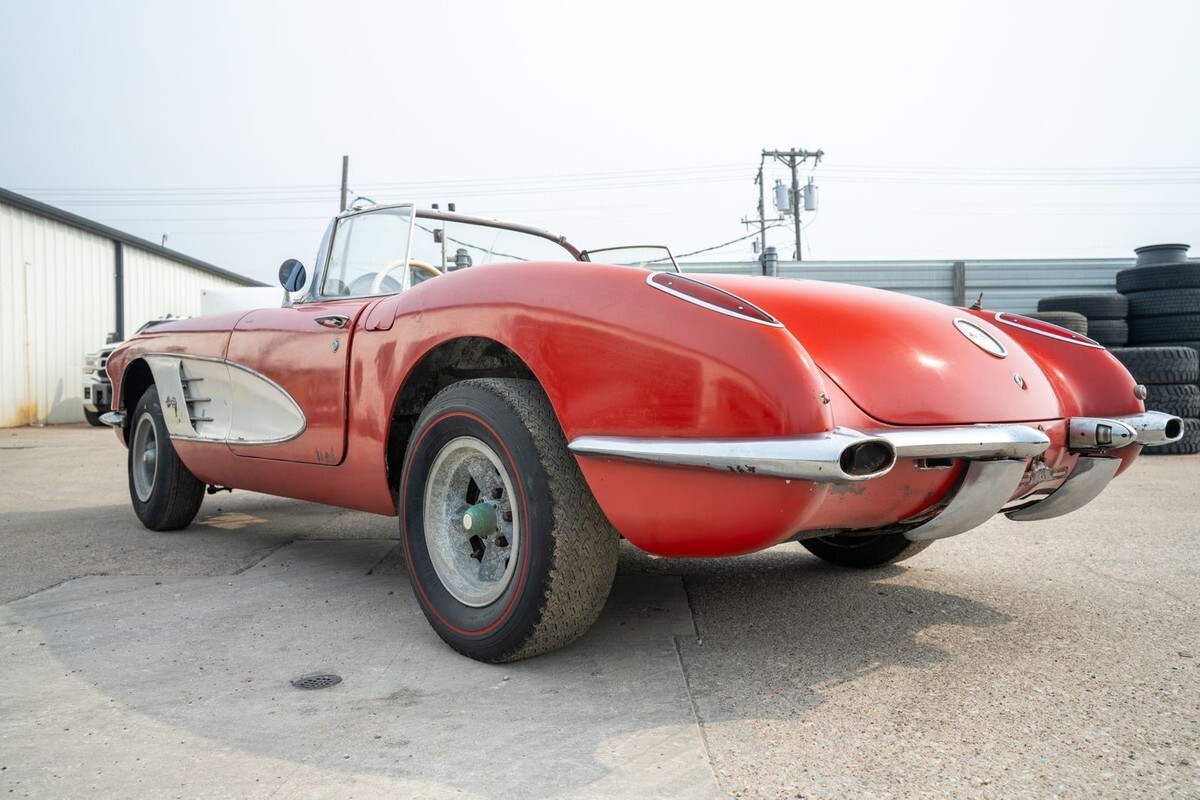 1959 Chevrolet Corvette Convertible - SCROLL DOWN FOR ENTIRE PHOTO GALLERY - photo 9