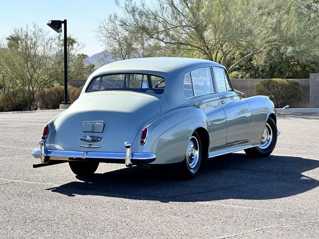 1959 Rolls-Royce Silver Cloud I LWB with Division (Limo) - photo 10