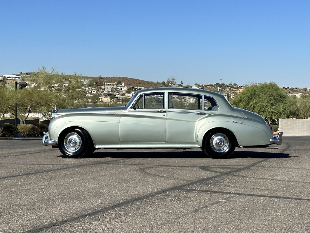 1959 Rolls-Royce Silver Cloud I LWB with Division (Limo) - photo 5