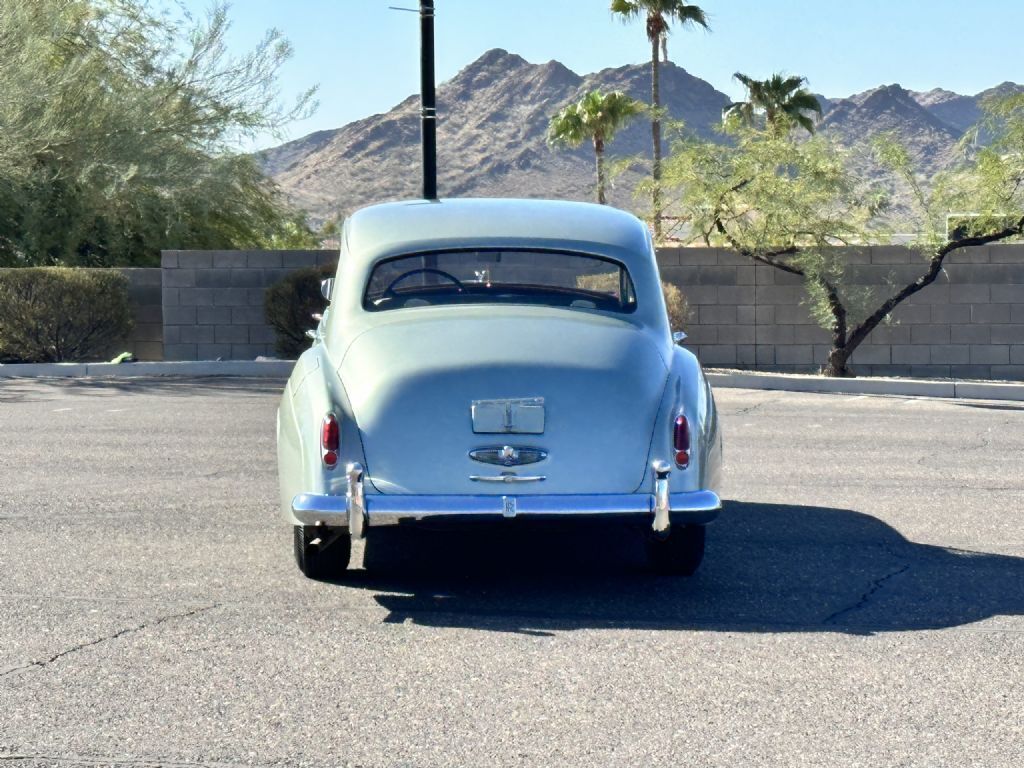 1959 Rolls-Royce Silver Cloud I LWB with Division (Limo) - photo 9
