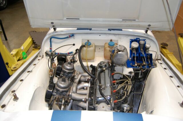 1959 Triumph TR3 Vintage Race Car - photo 7