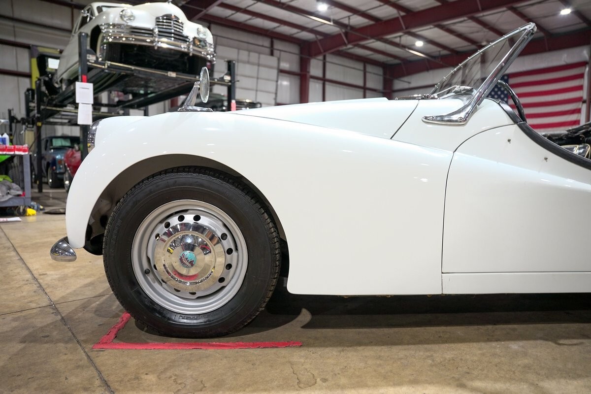 1959 Triumph TR3 Convertible - photo 3