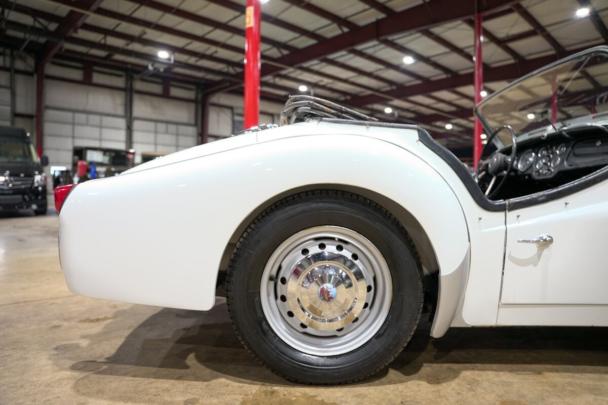 1959 Triumph TR3 Convertible - photo 9