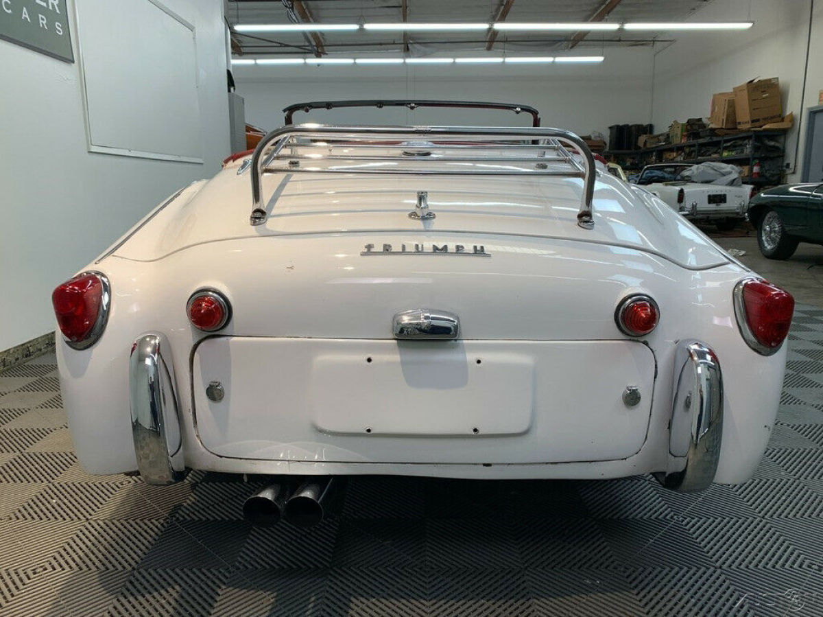 1959 Triumph TR3 1959 TRIUMPH TR3A. OVERDRIVE GEARBOX. GOOD DRIVER. - photo 10