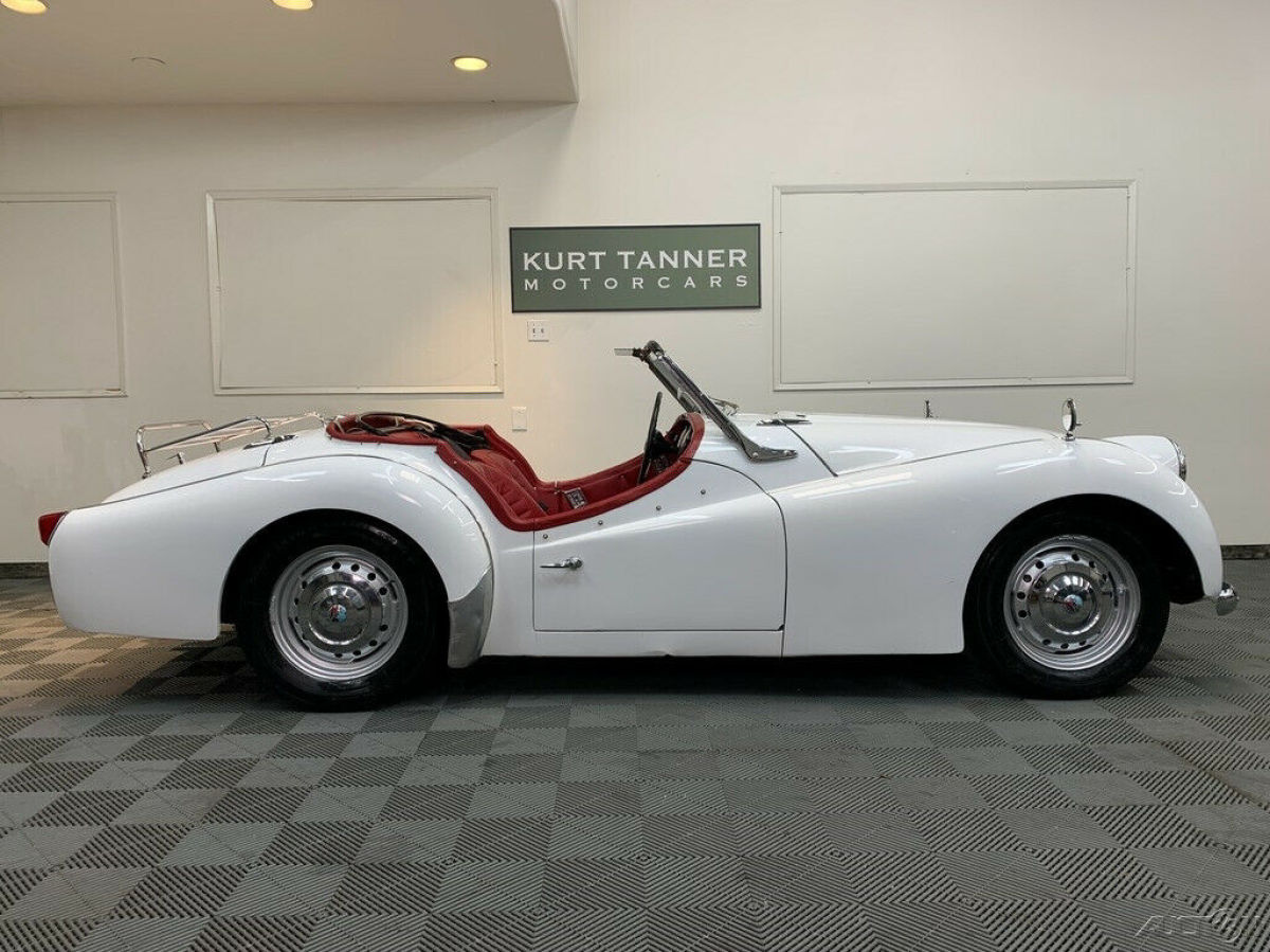 1959 Triumph TR3 1959 TRIUMPH TR3A. OVERDRIVE GEARBOX. GOOD DRIVER. - photo 4
