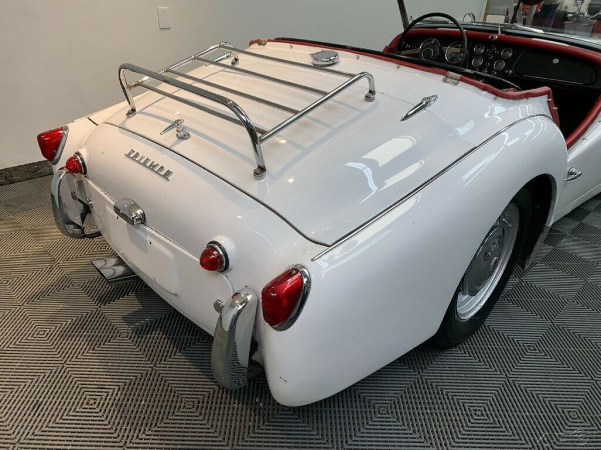 1959 Triumph TR3 1959 TRIUMPH TR3A. OVERDRIVE GEARBOX. GOOD DRIVER. - photo 7
