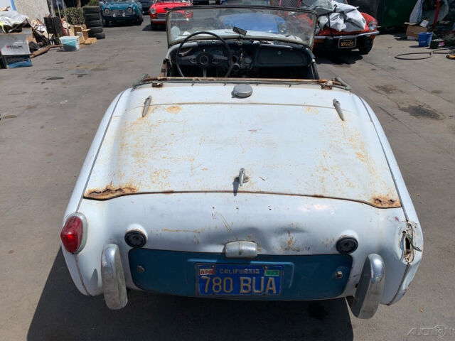 1959 Triumph TR3 1959 TRIUMPH TR3A. OLDE ENGLISH WHITE - photo 11