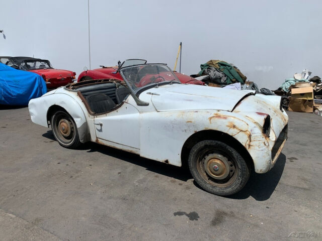 1959 Triumph TR3 1959 TRIUMPH TR3A. OLDE ENGLISH WHITE - photo 8