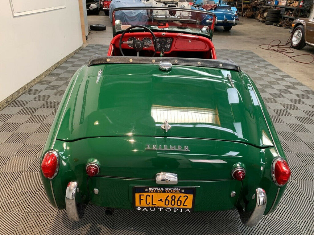 1959 Triumph TR3 BLACK TOP, TONNEAU, TOP BOOT. 4-SPEED - photo 6