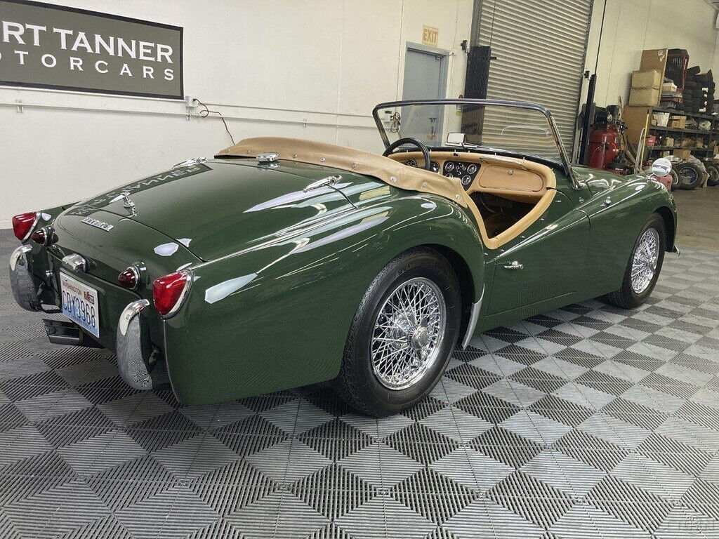 1959 Triumph TR3 1959 TRIUMPH TR3A. BRITISH RACING GREEN - photo 8