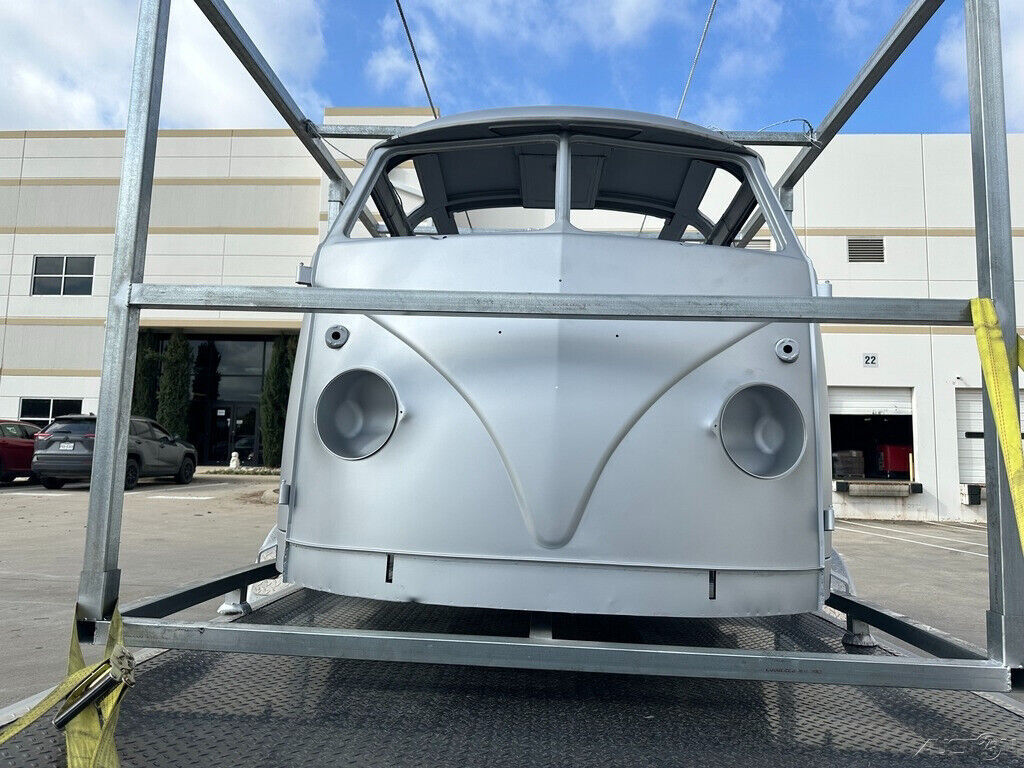 1959 Volkswagen Bus/Vanagon VW Deluxe 23 Window Microbus, New Body, Sunroof - photo 9