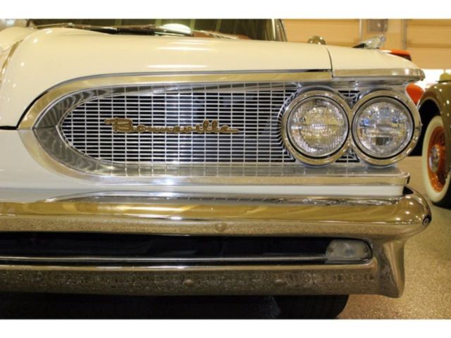 1959 Pontiac Bonneville CONVERTIBLE - photo 11