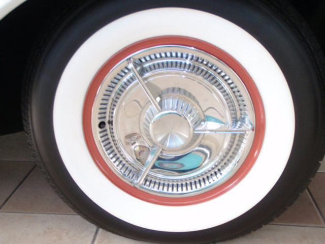 1959 Pontiac Bonneville CONVERTIBLE - photo 3