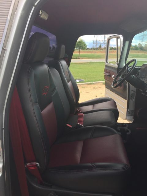1960 Chevrolet C-10 Big back window, short bed - photo 13