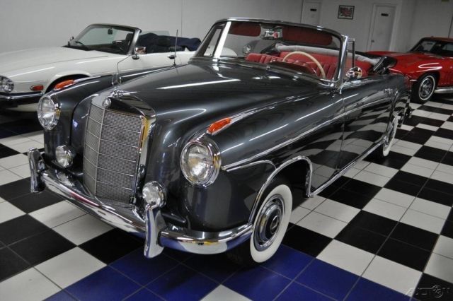 1960 Mercedes-Benz 200-Series 220SE - NICELY RESTORED - GORGEOUS COLORS - AMAZING - photo 4