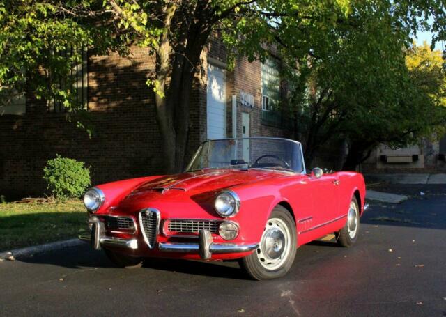1960 Alfa Romeo 2000 Touring Spider -- - photo 3