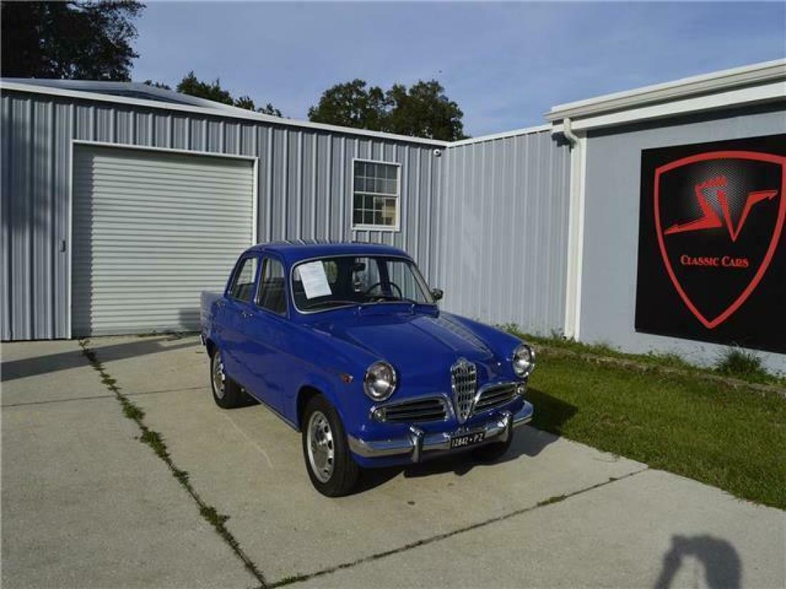 1960 Alfa Romeo Berlina Giulietta TI impecable, such a nice car to drive!