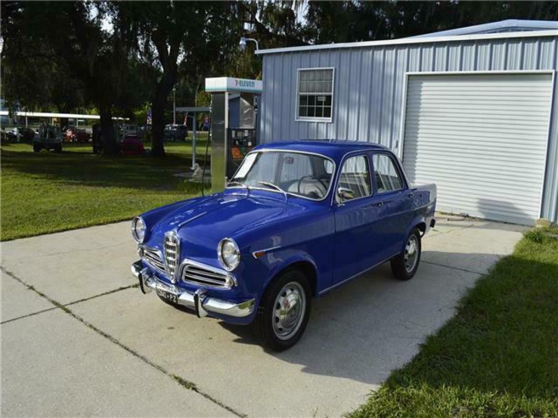 1960 Alfa Romeo Berlina Giulietta TI impecable, such a nice car to drive! - photo 11
