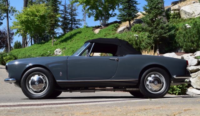 1960 Alfa Romeo Giulietta Spider Veloce - photo 2