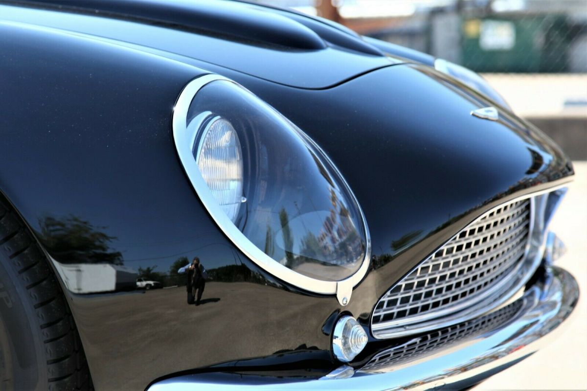 1960 Aston Martin DB4 ZAGATO - photo 12