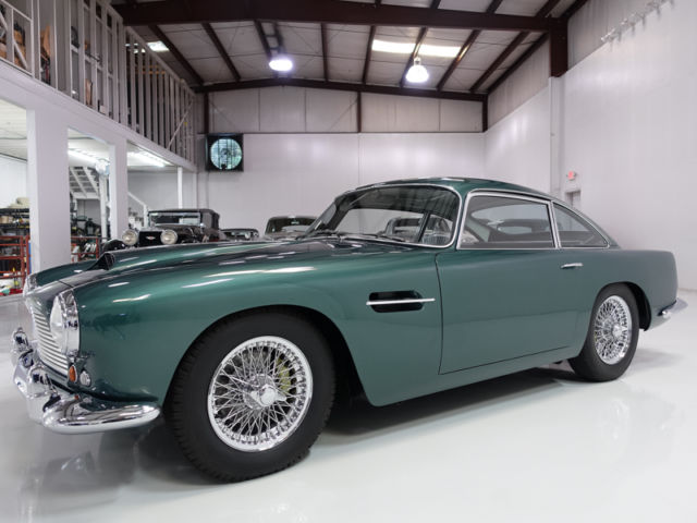 1960 Aston Martin DB4 Series II Sports Saloon | Matching numbers 3.7L Straight-6 1960 Aston Martin DB4 Series II Sports Saloon
