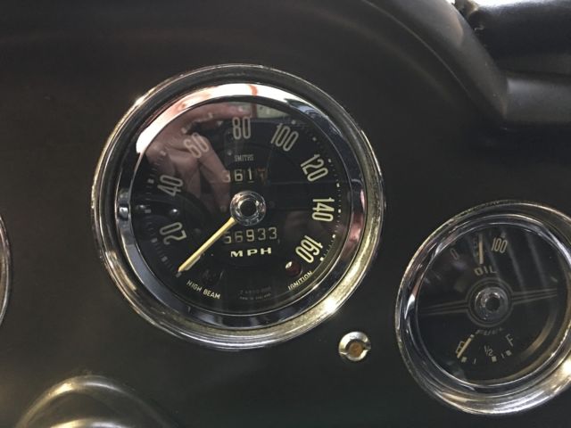 1960 Aston Martin DB4 LHD - photo 12