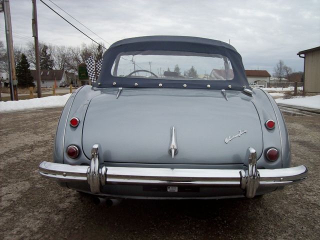 1960 Austin Healey 3000 2 DOOR - photo 2