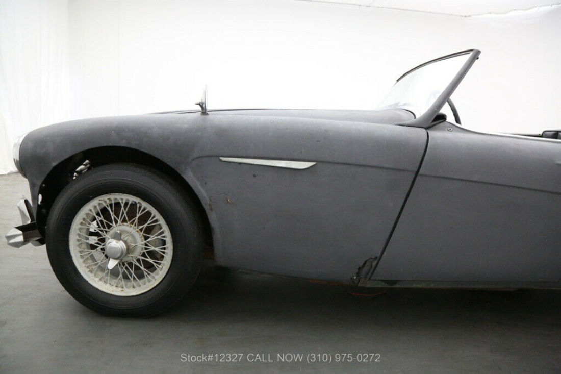 1960 Austin Healey 3000 Convertible Sports Car - photo 12