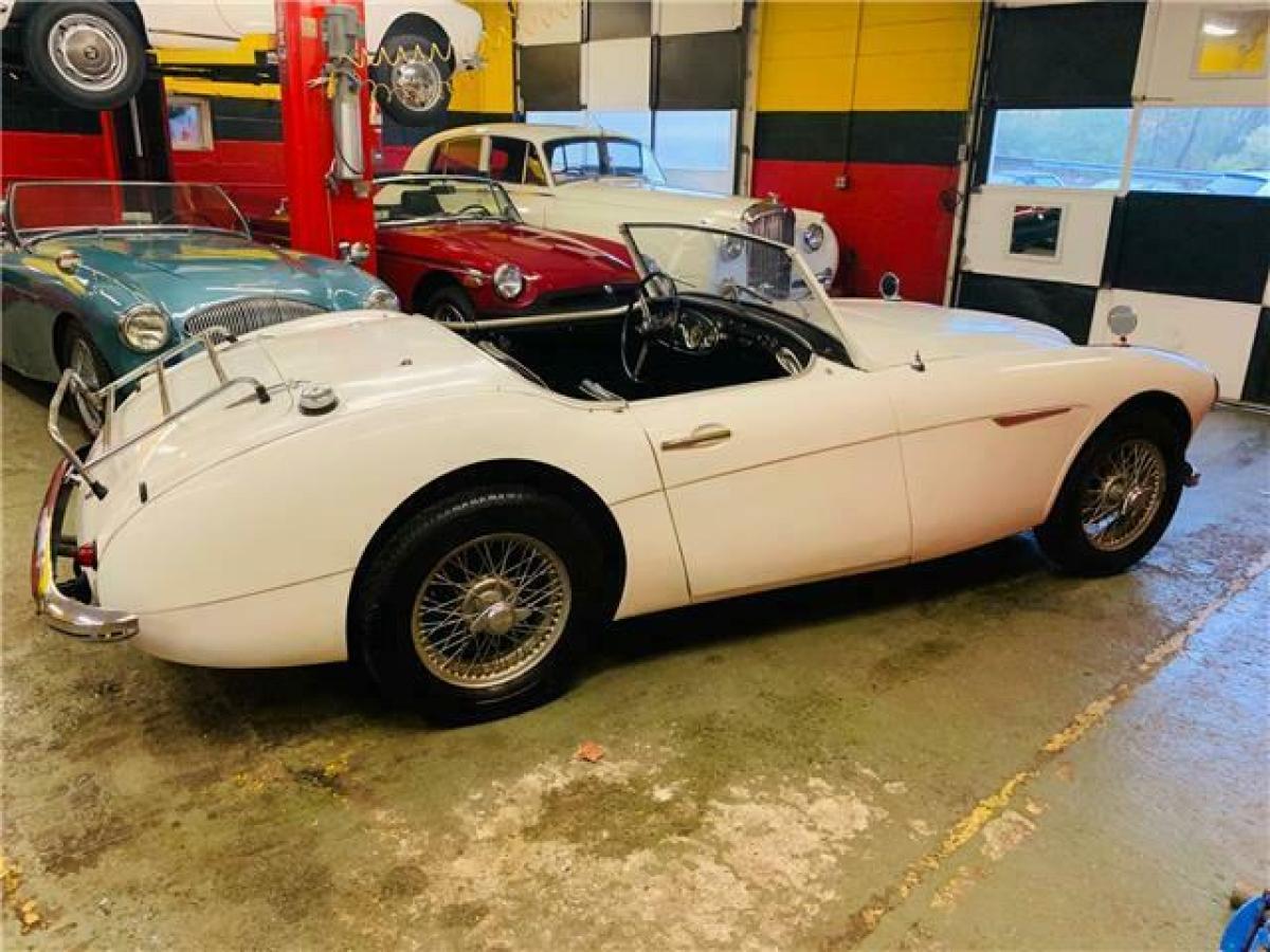 1960 Austin Healey 3000 MK I BN7 Roadster - photo 10