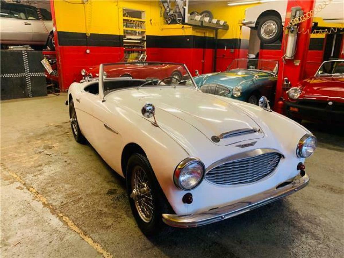 1960 Austin Healey 3000 MK I BN7 Roadster - photo 12